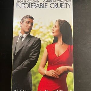 Intolerable Cruelty vhs